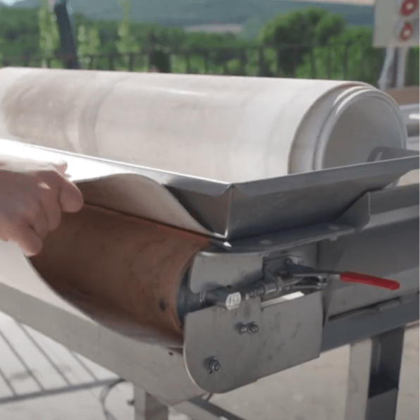 MESA SELECCIÓN TAPIZ DESMONTADA